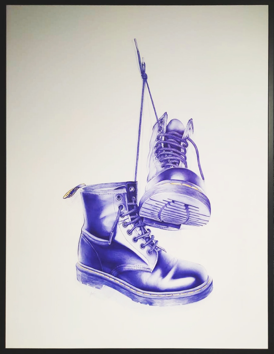 lace your boots Bottes suspendues par un lacet, illustration bleue.